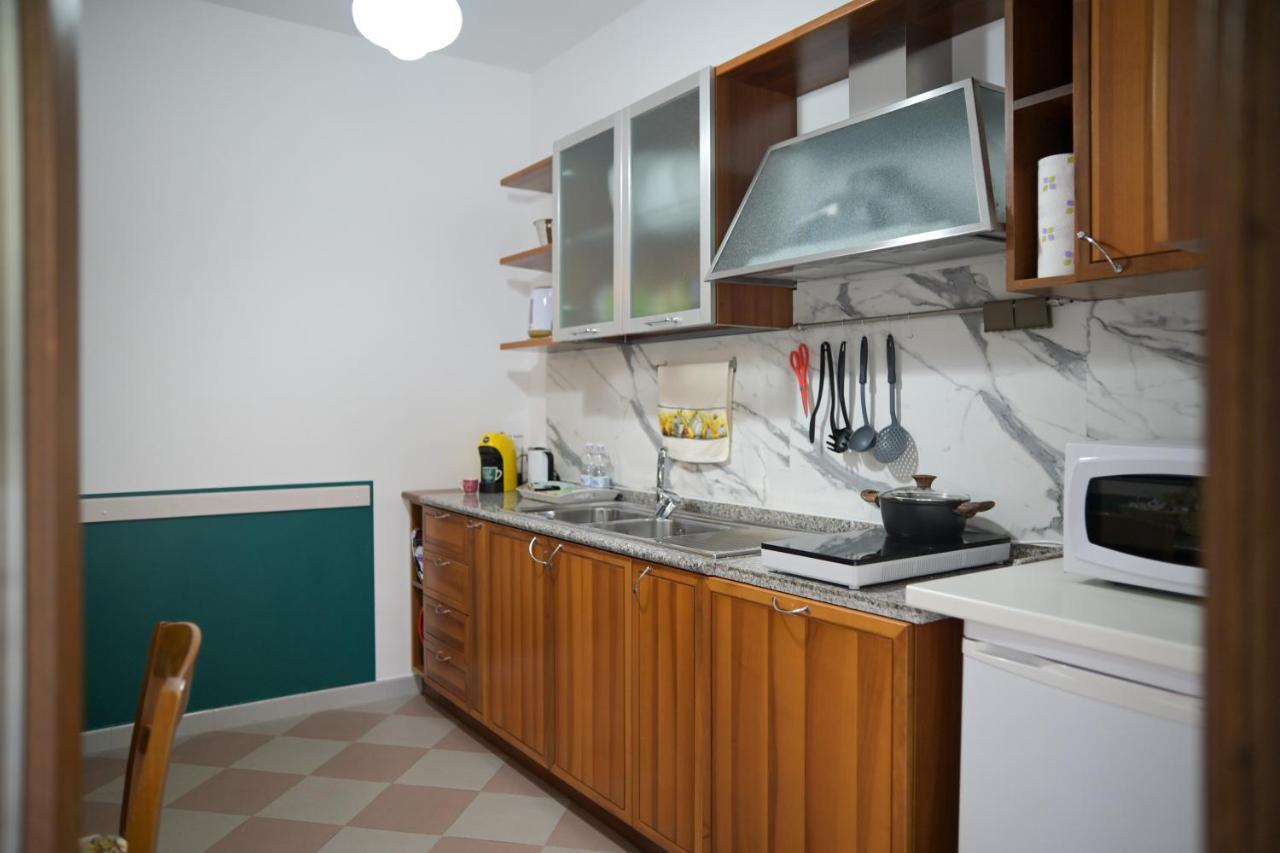 לאוריה אינפריורה B&B Apartment 1970 מראה חיצוני תמונה